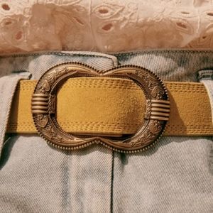 Sezane Gaia belt size 90 - Honey
